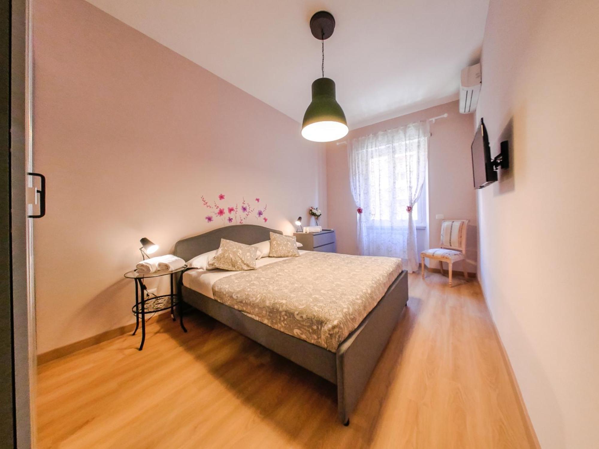 Chic Modern 2-Bedroom Near Metro Rome Bagian luar foto