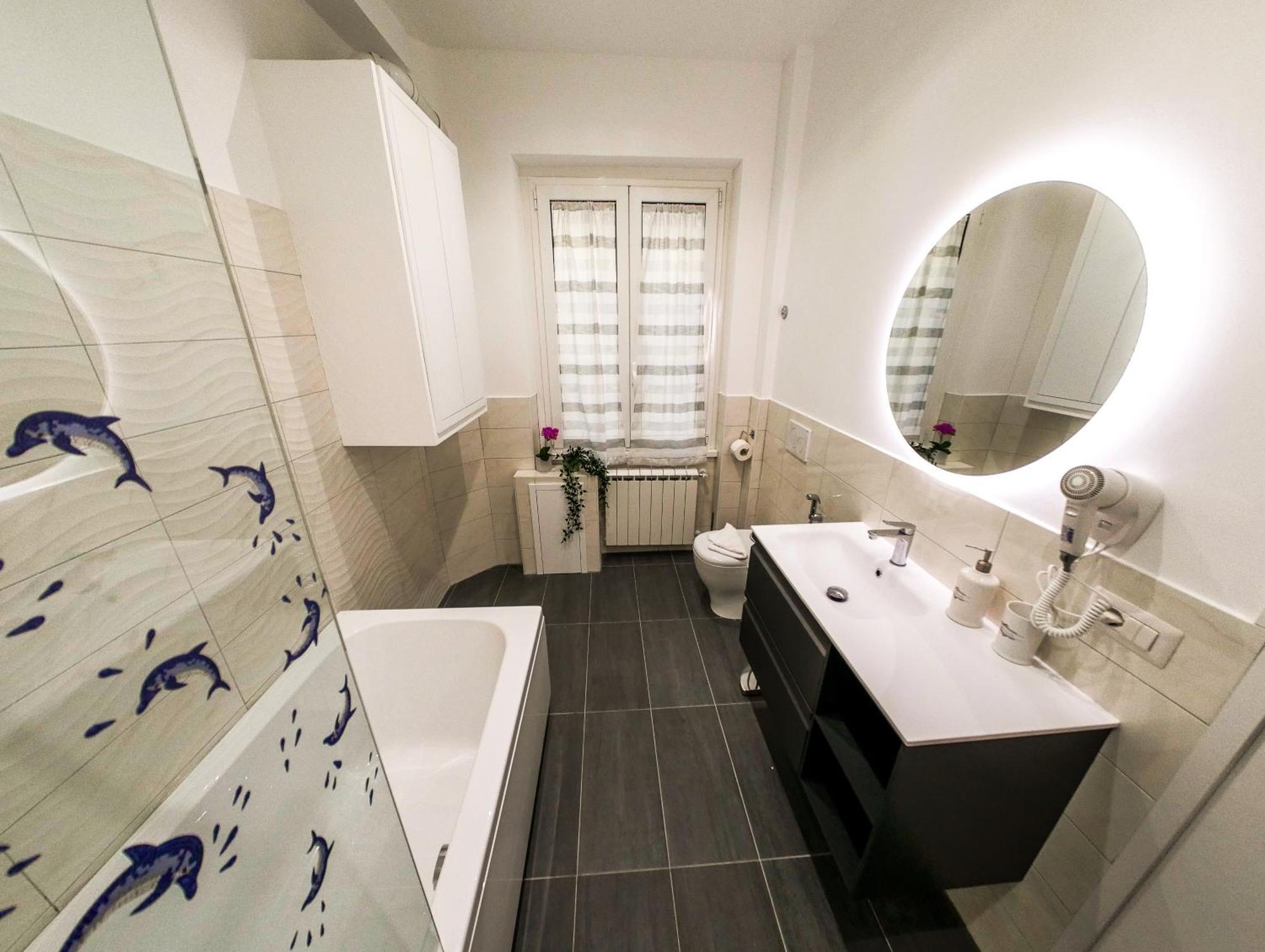 Chic Modern 2-Bedroom Near Metro Rome Bagian luar foto